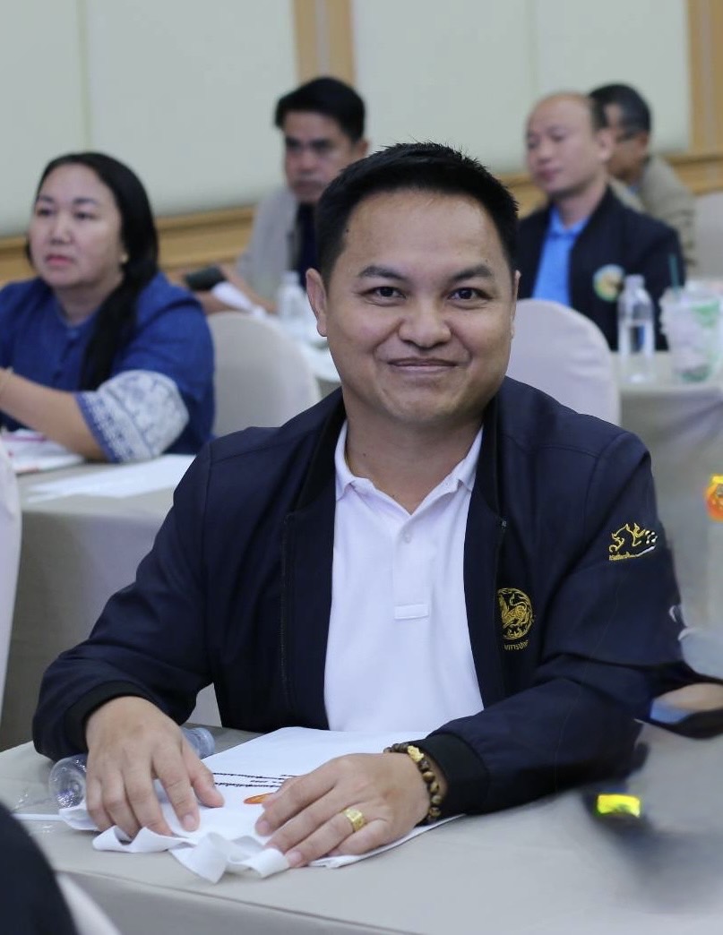 นายวันชัย